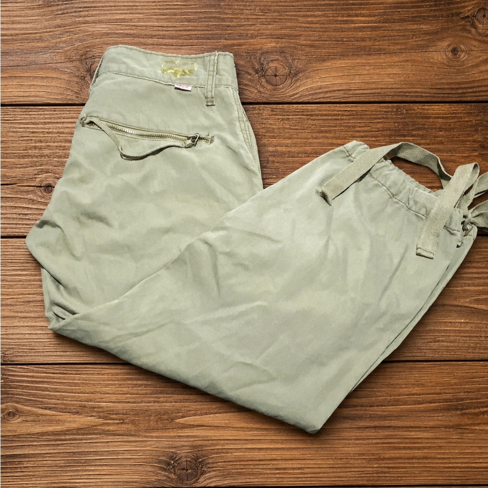 🌿 Levi’s Tab Twills Cargo Capri Pants Y2K (2003) – Olive Green – Size 5 - Picture 3 of 9